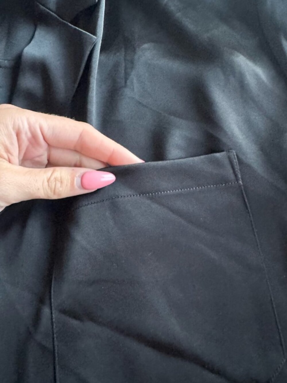 Babaton by Aritzia Black Satin Long Sleeve Blouse - Picture 4 of 6